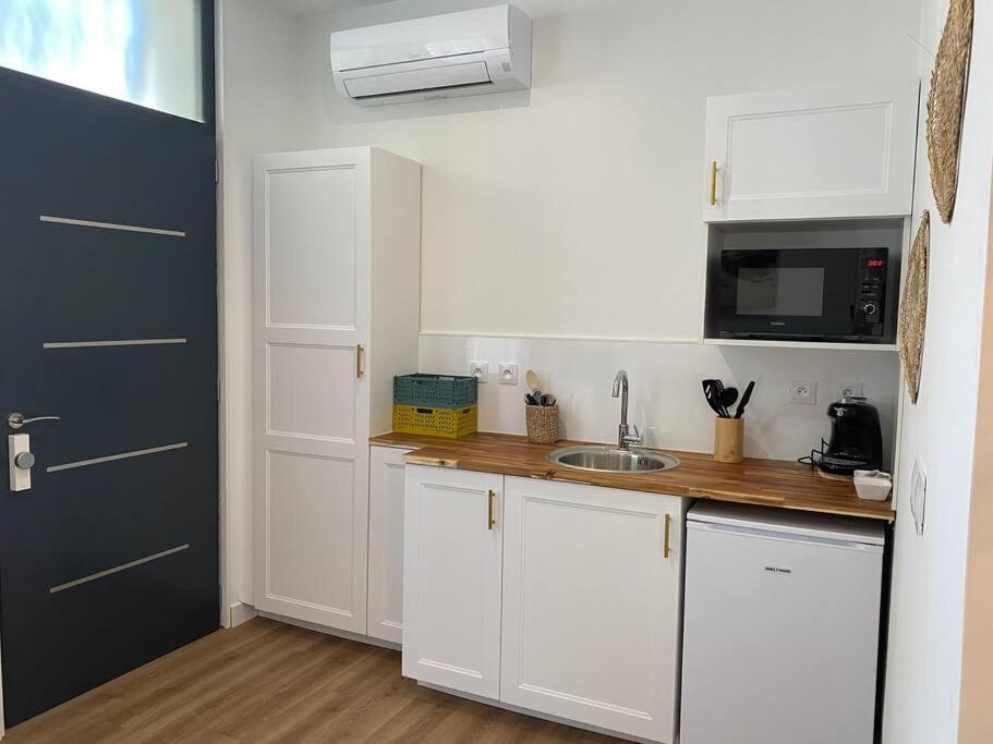 Narbonne : Logement Idealement Situe Bagian luar foto